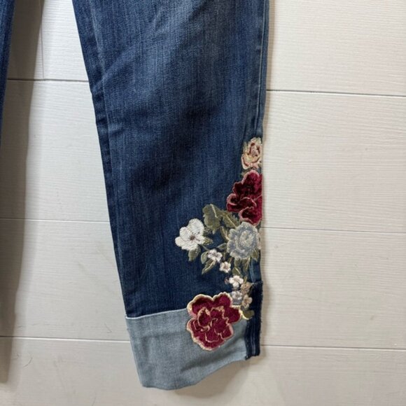 Chico's | The So Slimming Girlfriend Ankle Embroidered Blue Jeans Size 8 - Picture 4 of 11